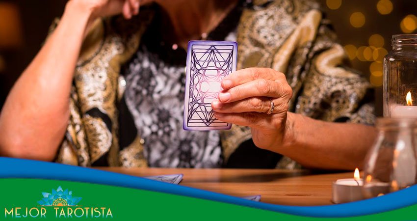 buen tarot sin gabinete - mejor tarotista